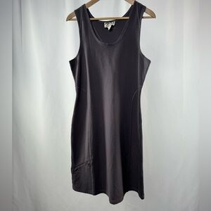 Title Nine Racerback Stretch Pocket Mini Dress in Grey Size Medium‎